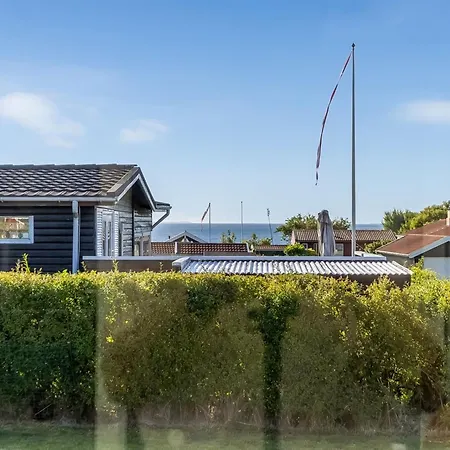 Raymond - 175m From The Sea By Interhome *